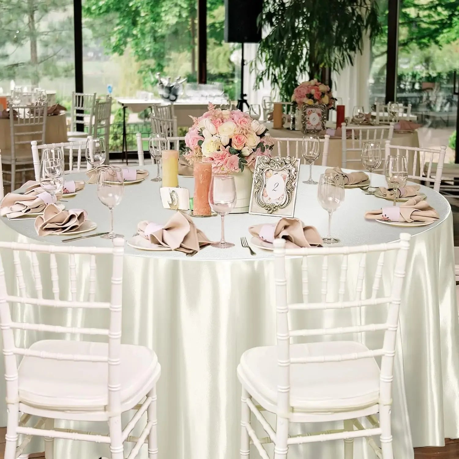 Nappe de table ronde en satin - Beige