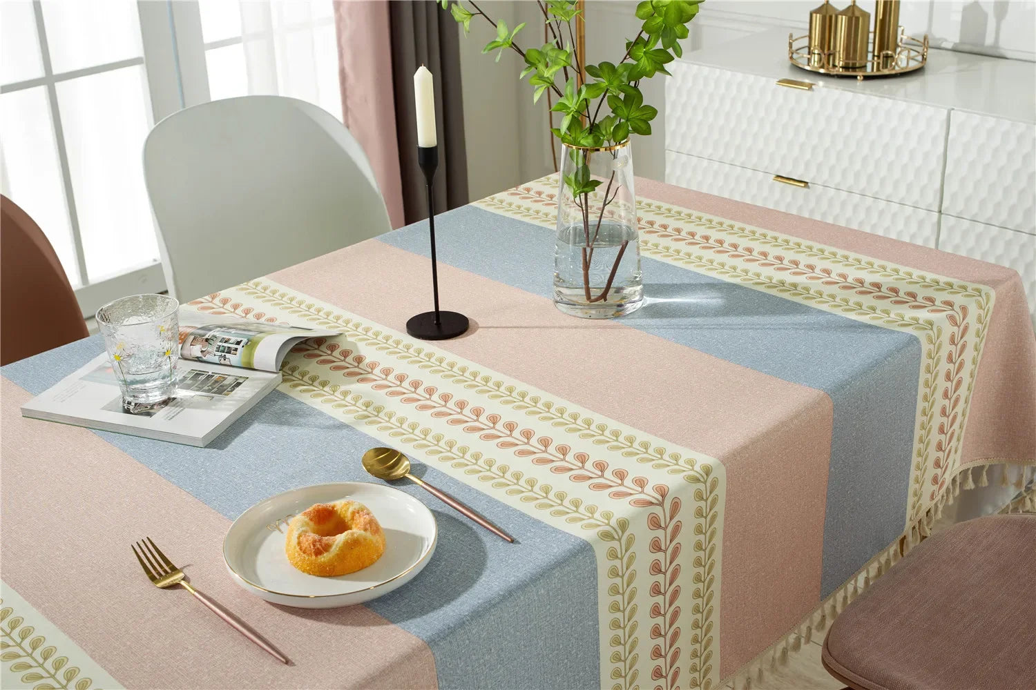 Nappe en coton imperméable – à larges rayures