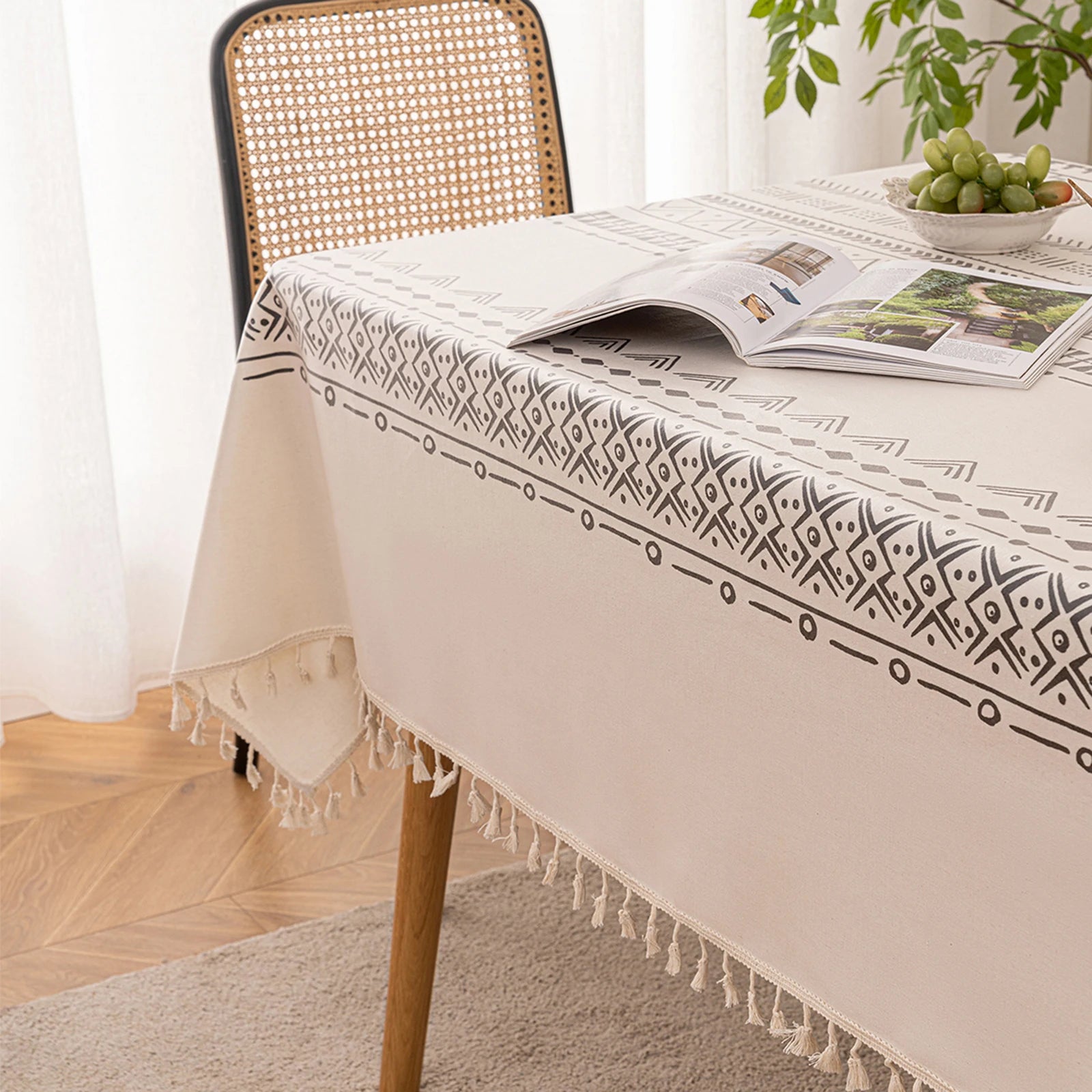 Nappe en coton bohème – bordure à pampilles