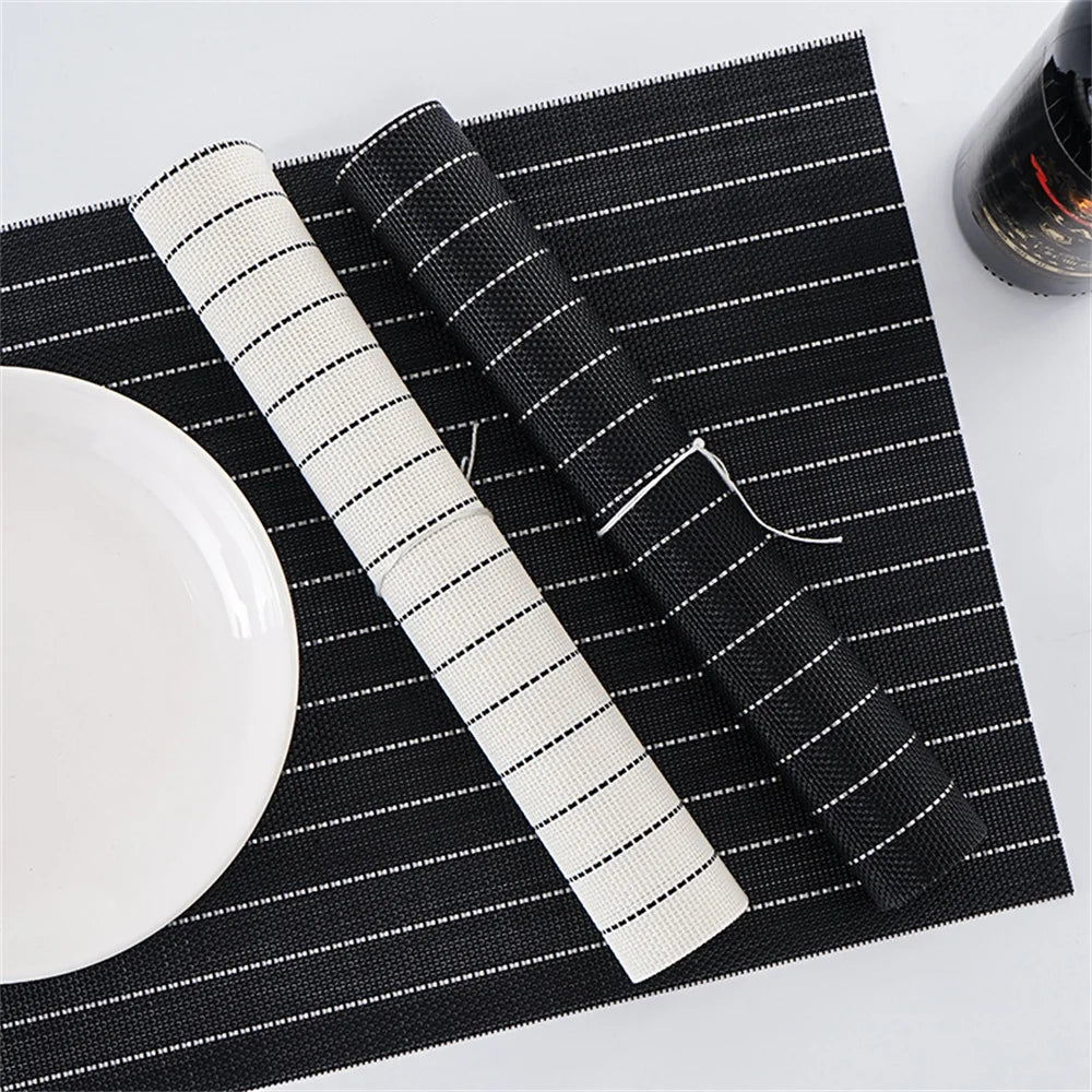 Lot de 4 napperons à rayures fines