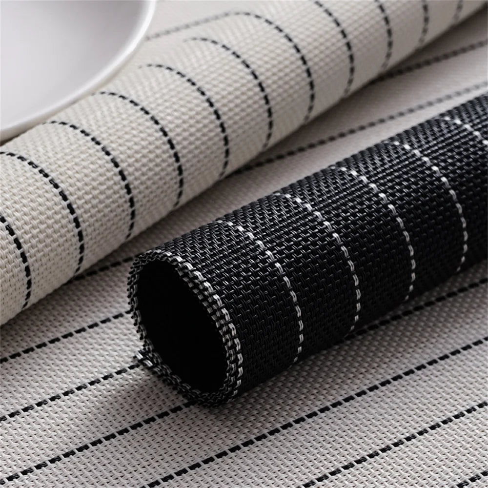 Lot de 4 napperons à rayures fines