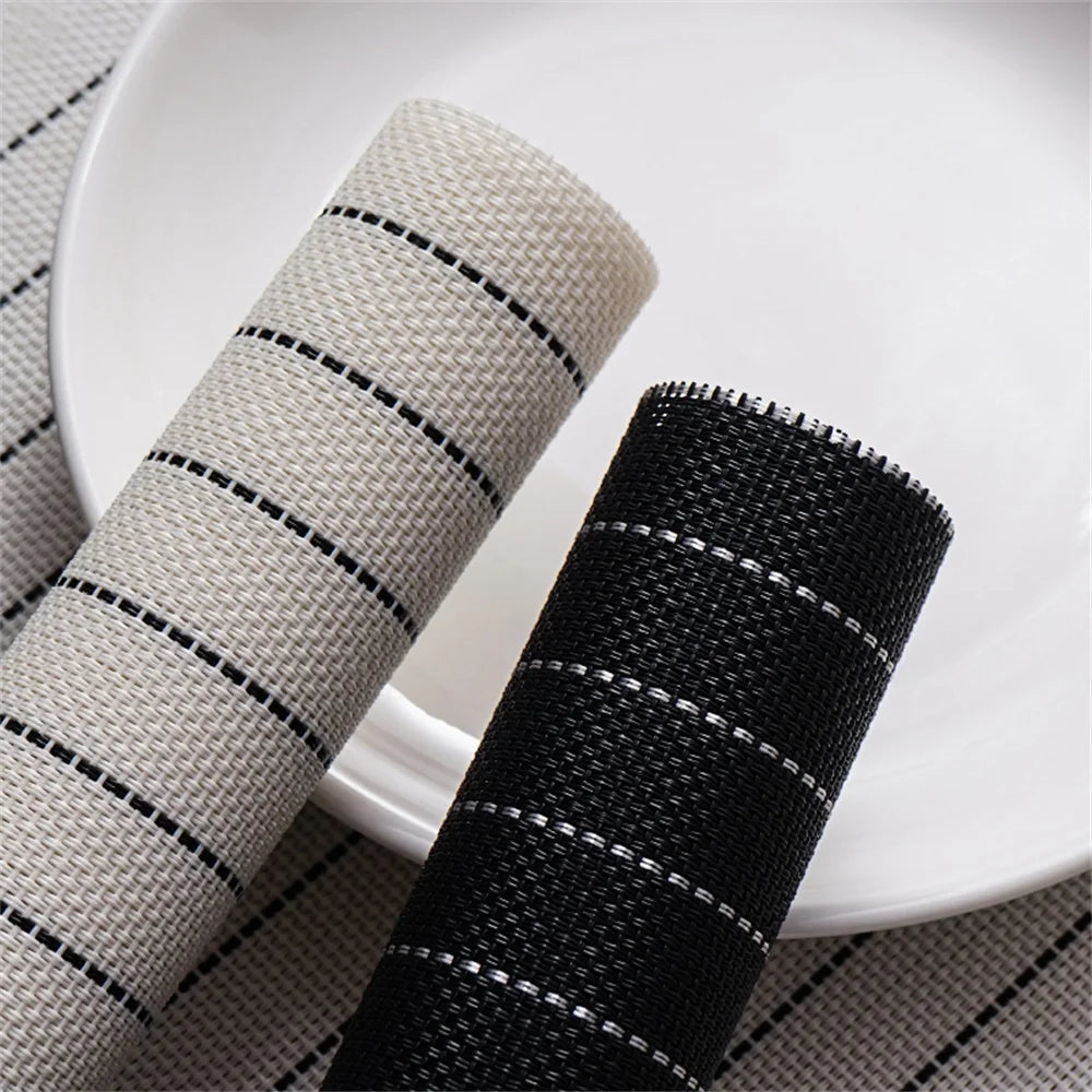 Lot de 4 napperons à rayures fines