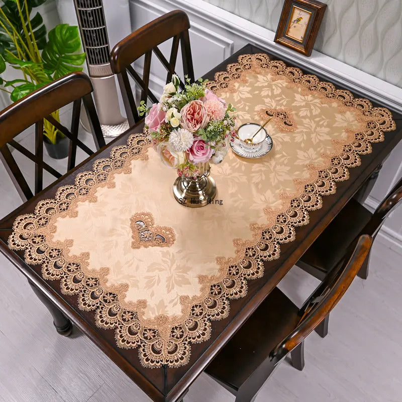 Nappe de table rectangulaire brodée - Orange