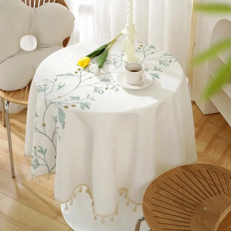 Nappe ronde brodée en coton