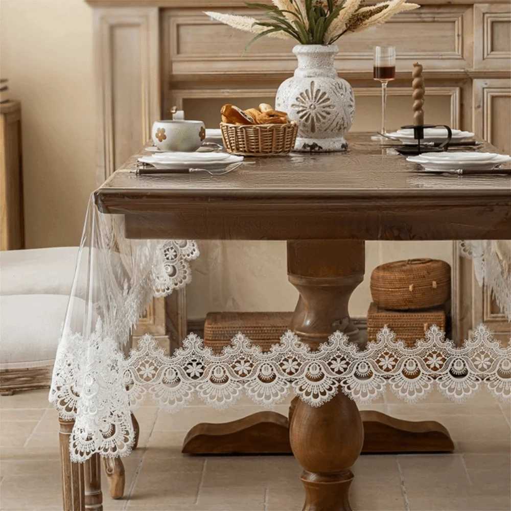 Nappe de table en PVC transparent avec dentelle