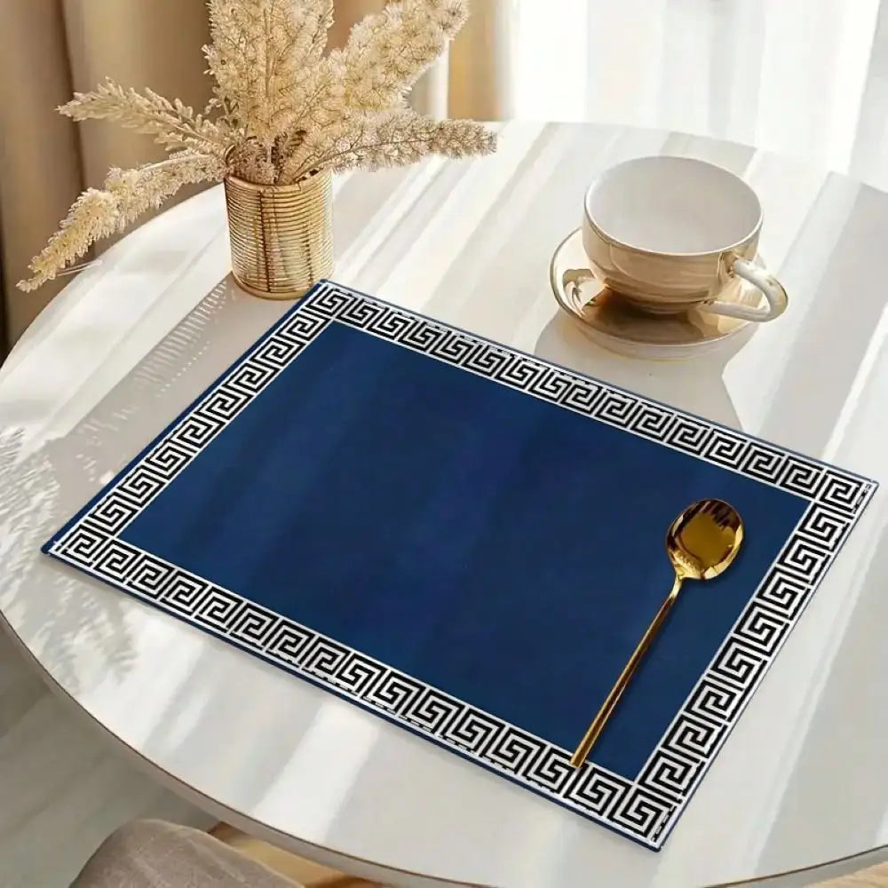 Lot de 4 napperons à motif grec - Bleu