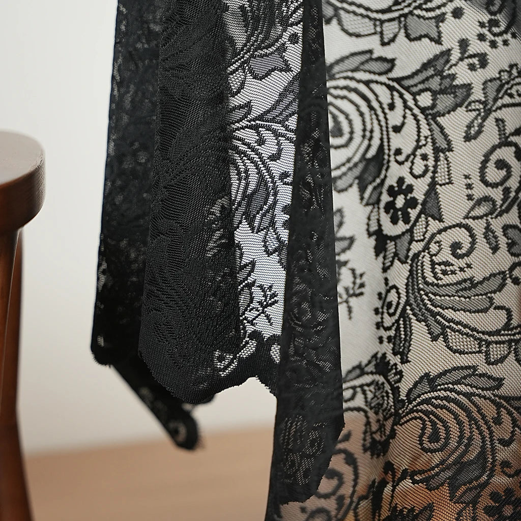 Nappe de table en dentelle - Noir