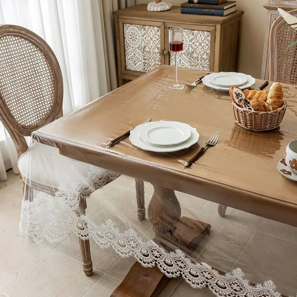 Nappe de table en PVC transparent avec dentelle