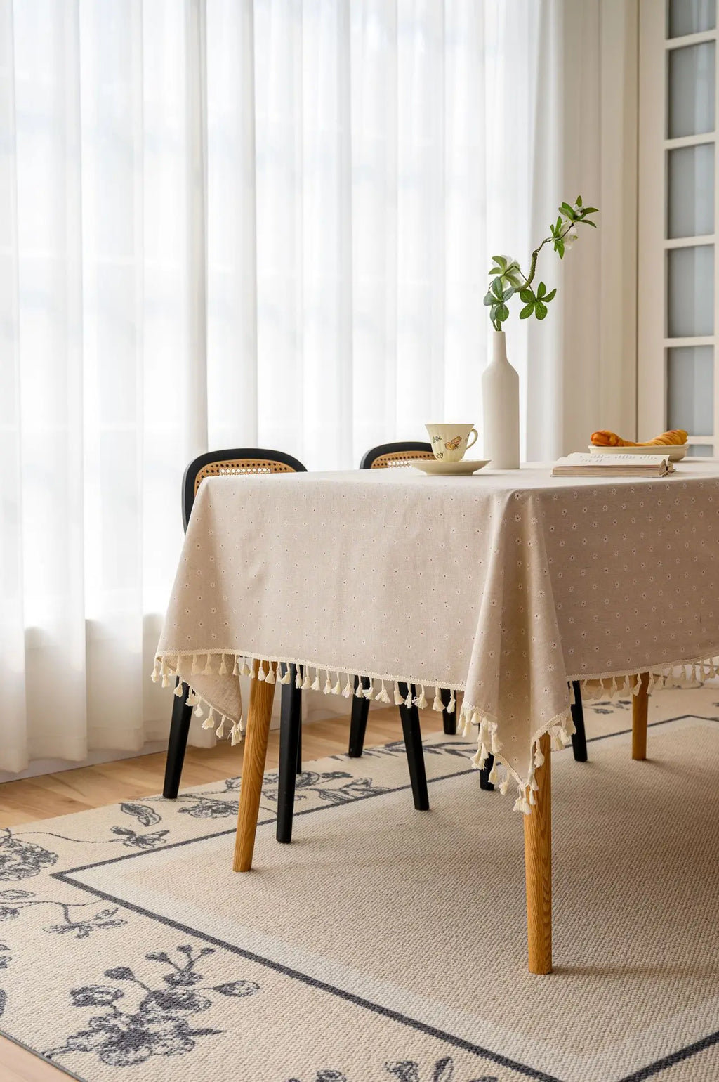 Nappe en lin imprimé petites fleurs