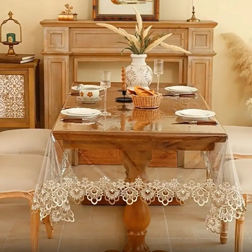 Nappe de table en PVC transparent avec dentelle