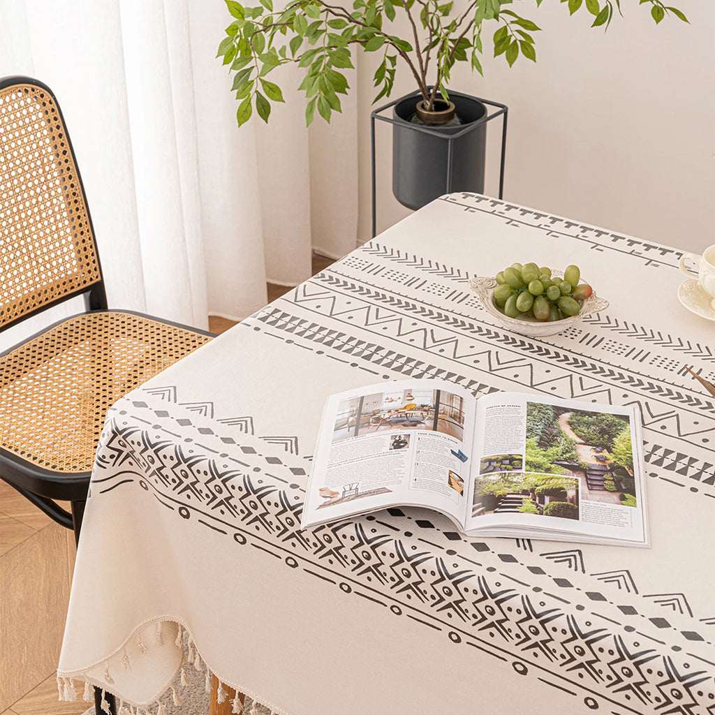 Nappe en coton bohème – bordure à pampilles