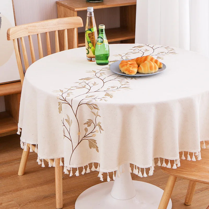 Nappe ronde brodée en coton