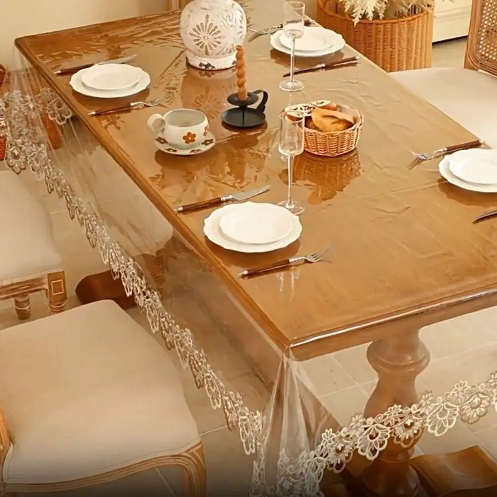 Nappe de table en PVC transparent avec dentelle