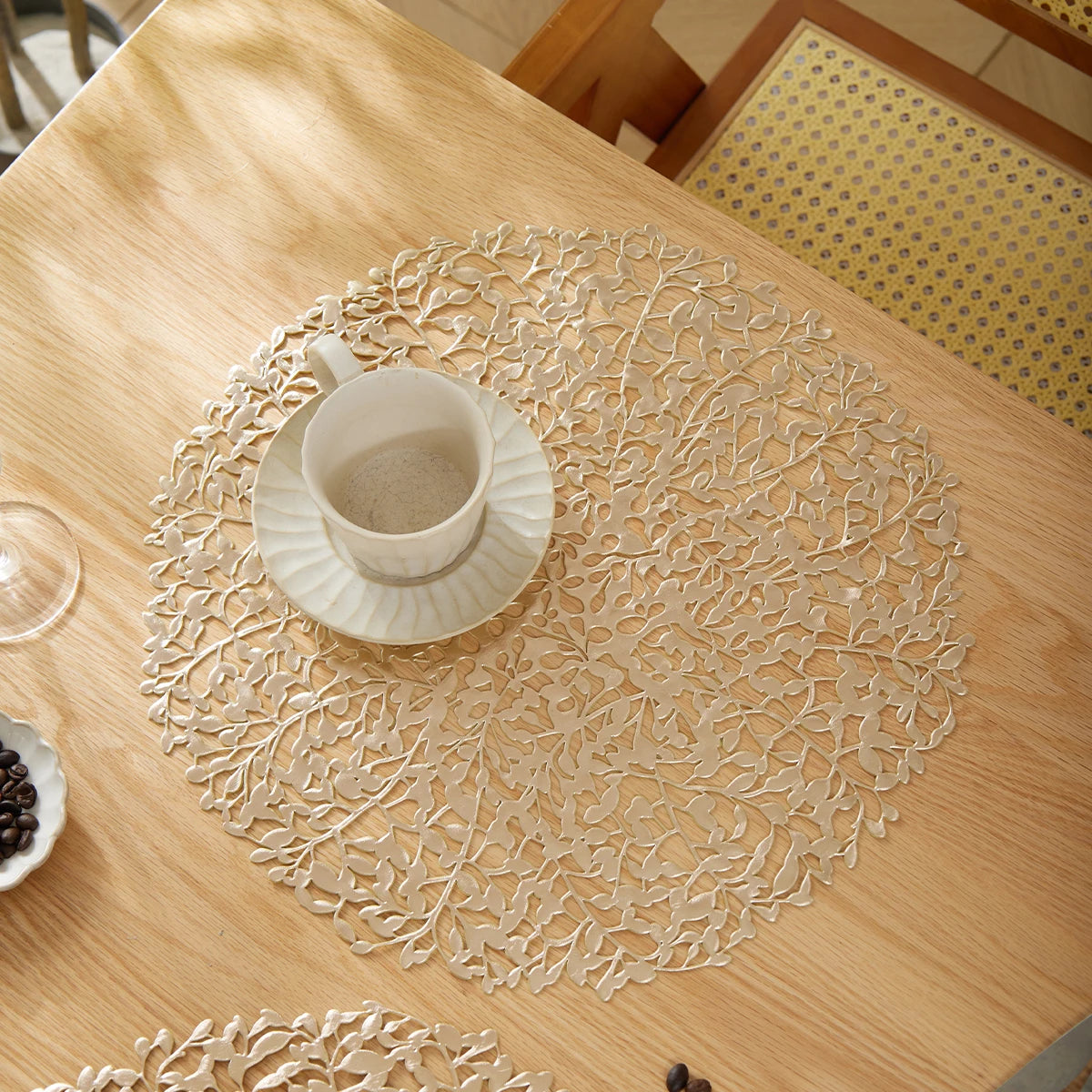 Lot de 6 Napperons ronds en PVC - Doré