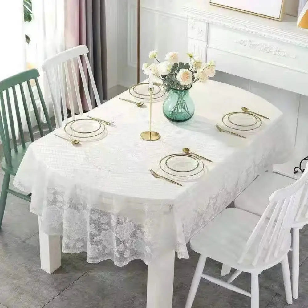 Nappe de table ovale brodée - Blanche