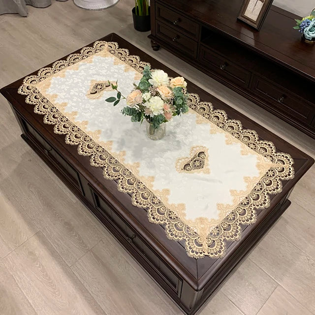 Nappe de table rectangulaire brodée